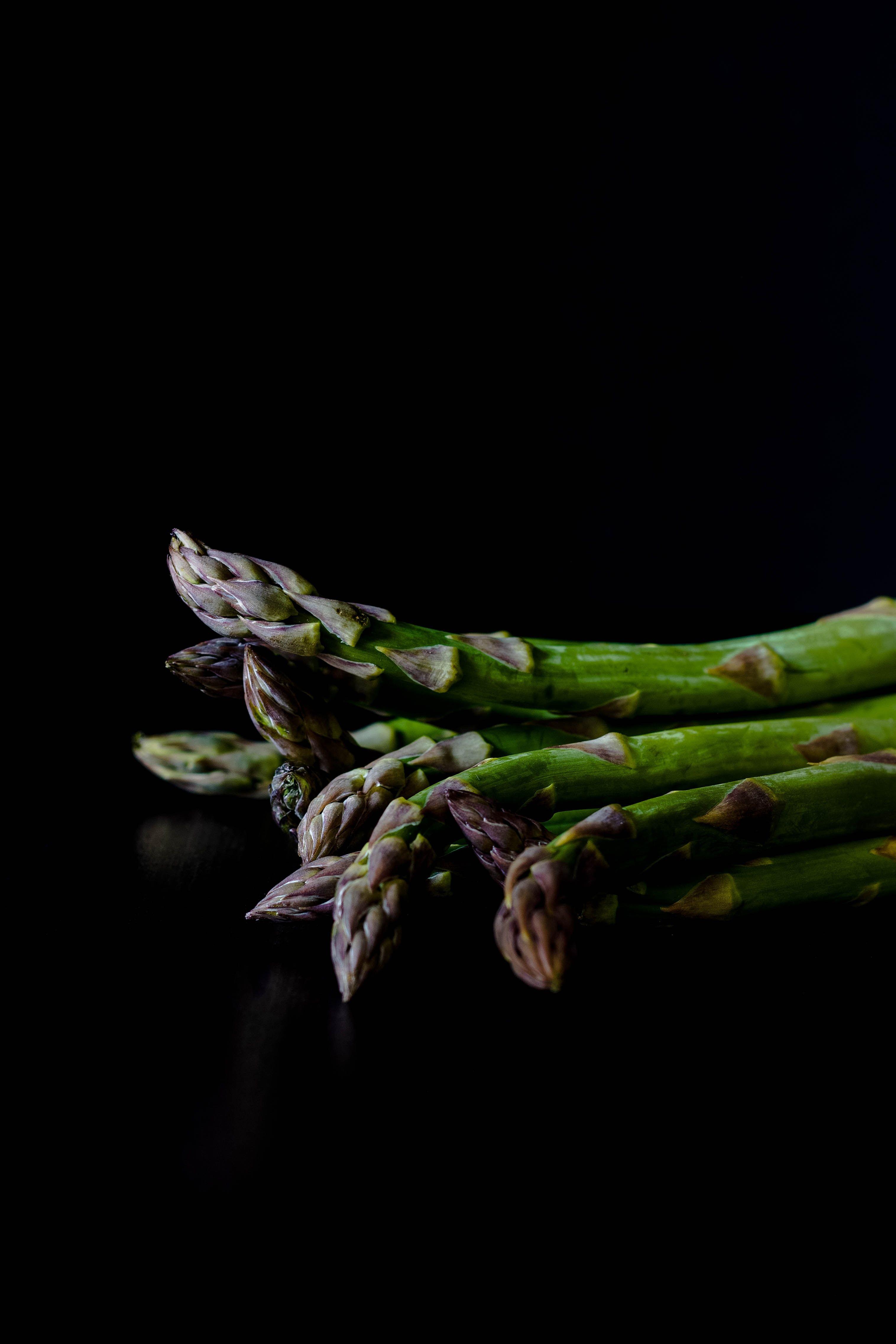 3031x4546 Green Asparagus on White Surface · Free