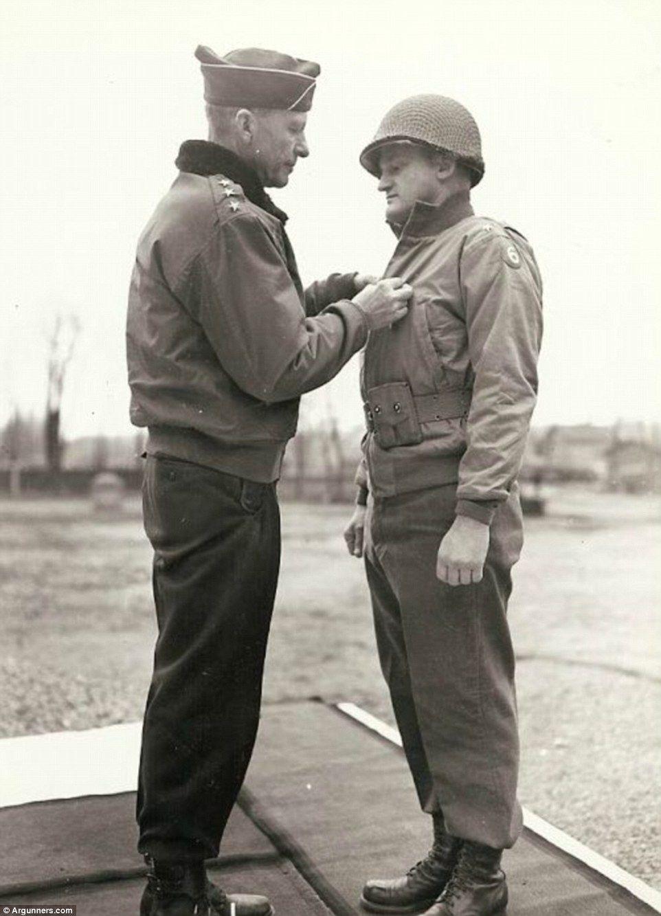 962x1333 Charles Day Palmer's photographs reveal World War II horror. Daily