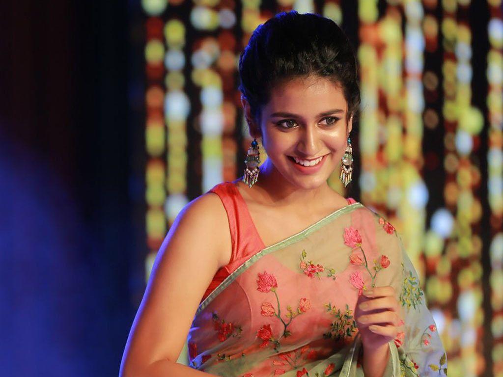 1024x768 Priya Prakash Varrier Wallpaper
