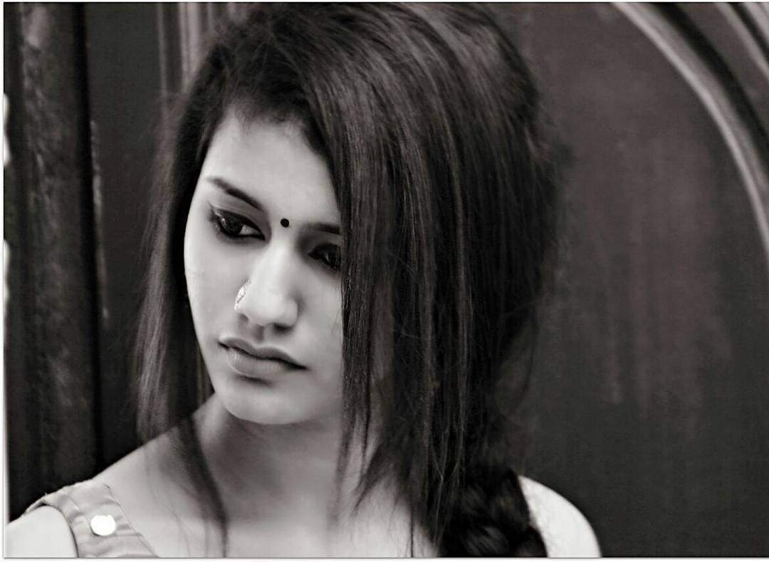 1080x789 Malayalam Actress Priya Prakash Varrier HD Photo
