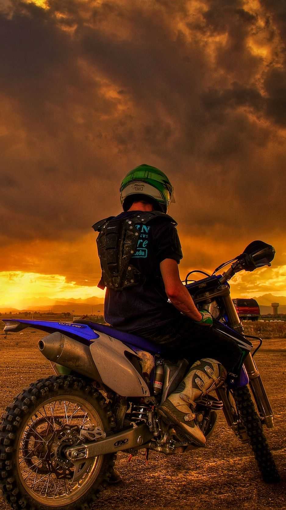 938x1668 Motorcycle Aesthetic Wallpaper