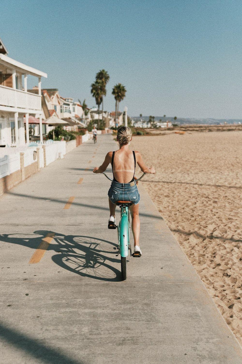 1000x1500 Beach Bike Picture. Download Free Image