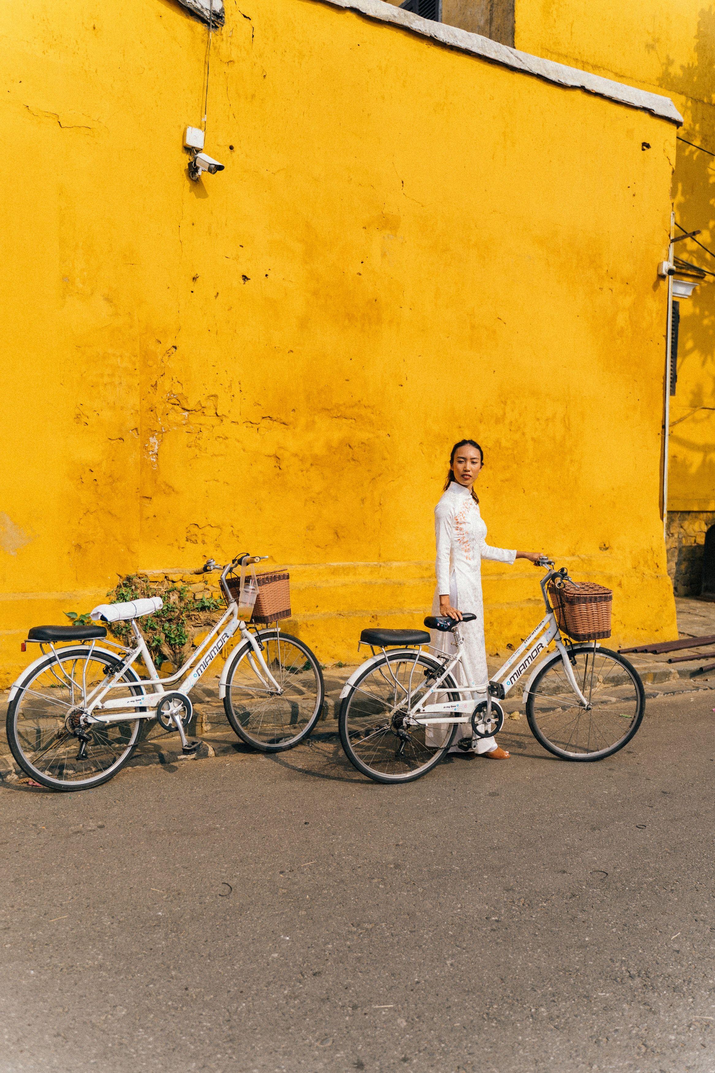2333x3500 Bicycle Rider Photo, Download The BEST Free Bicycle Rider & HD Image