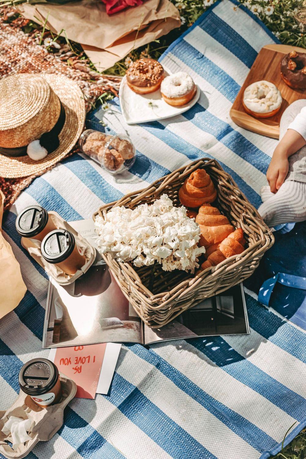 1000x1500 Picnic Picture. Download Free Image