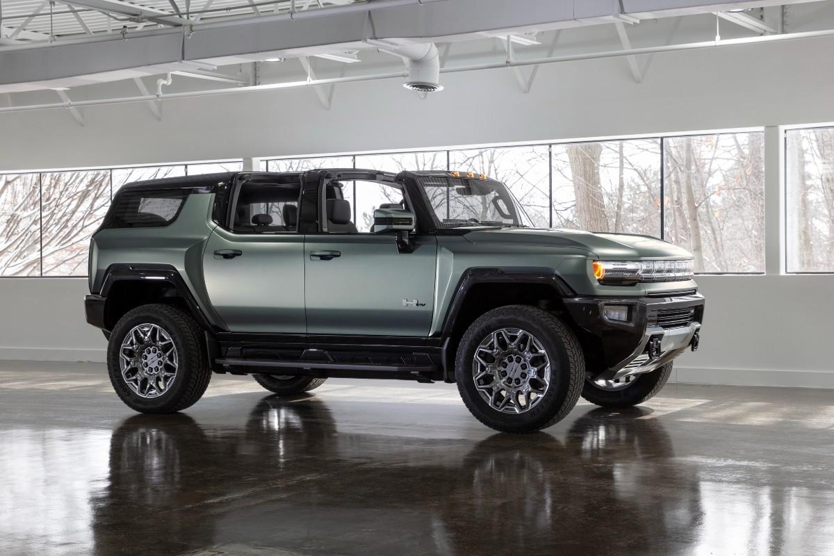 1200x800 GMC HUMMER EV SUV Manhattan KS