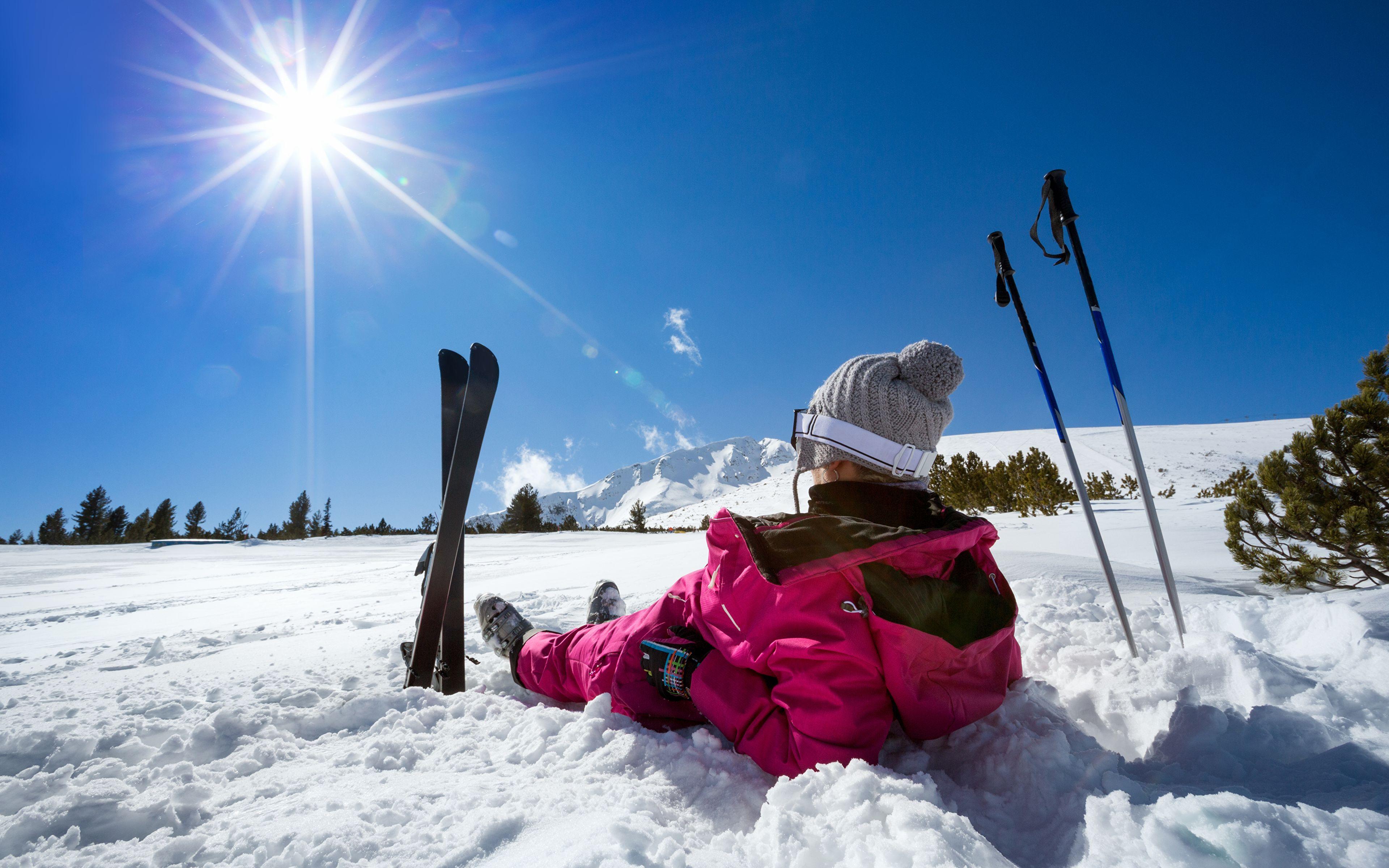 3840x2400 Picture Sun Winter Nature Winter hat Snow Skiing 3840x2400