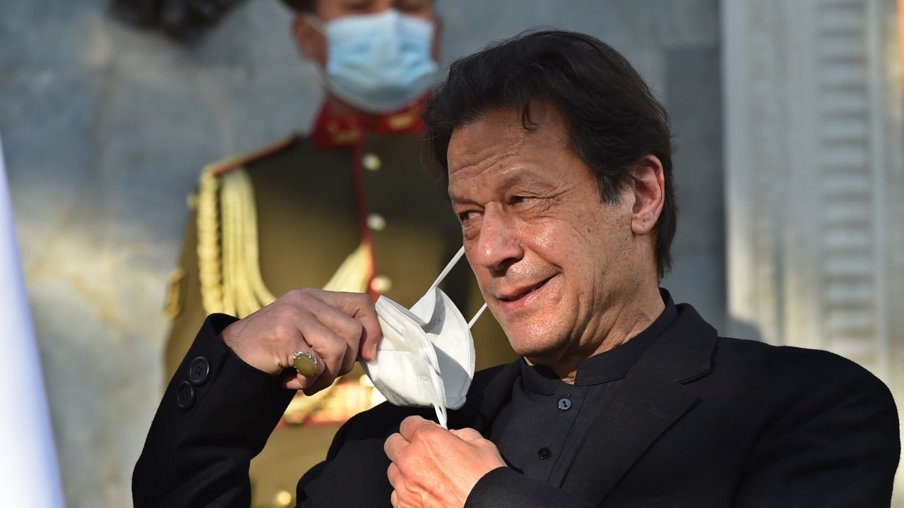 1280x720 Imran Khan: Pakistan's Prime Minister Tests Positive For Covid 19