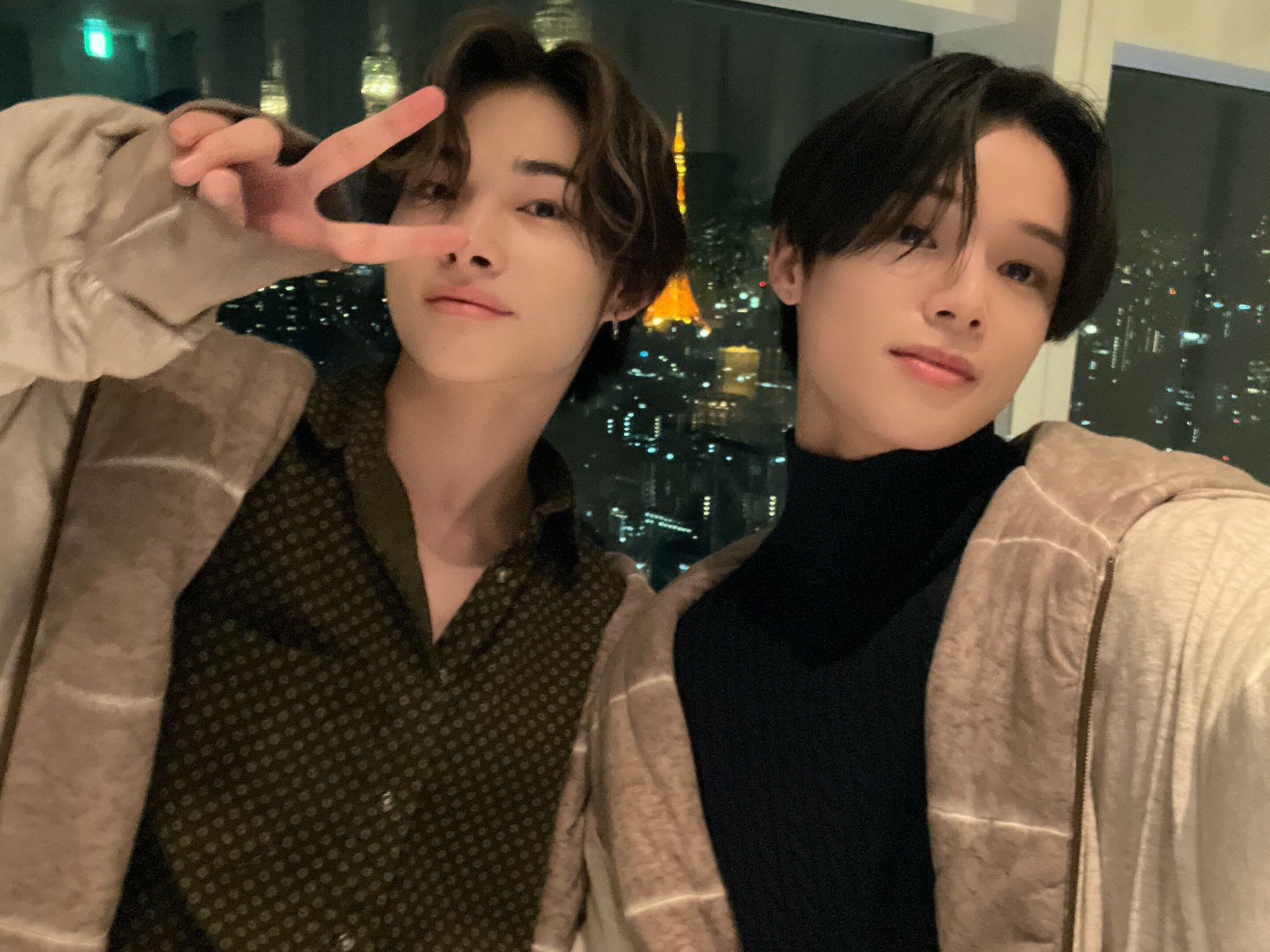 2048x1536 Can Someone Please Tell Me The Brand Of The Jacket Ni Ki Was Wearing In These Pics?
