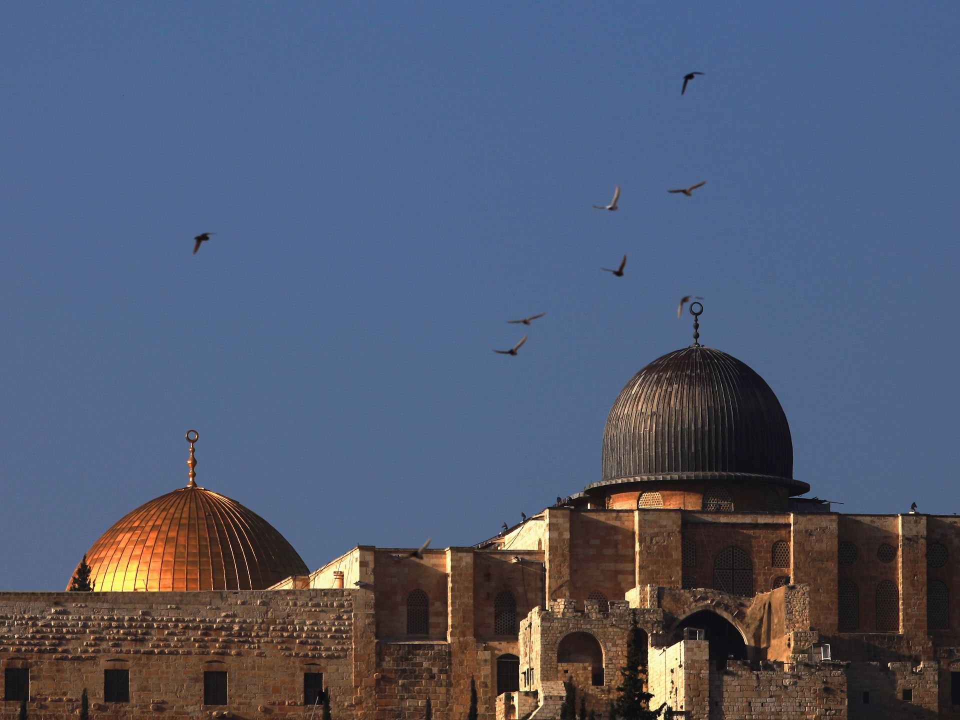1920x1440 Jews And Muslims To Share Al Aqsa Mosque?