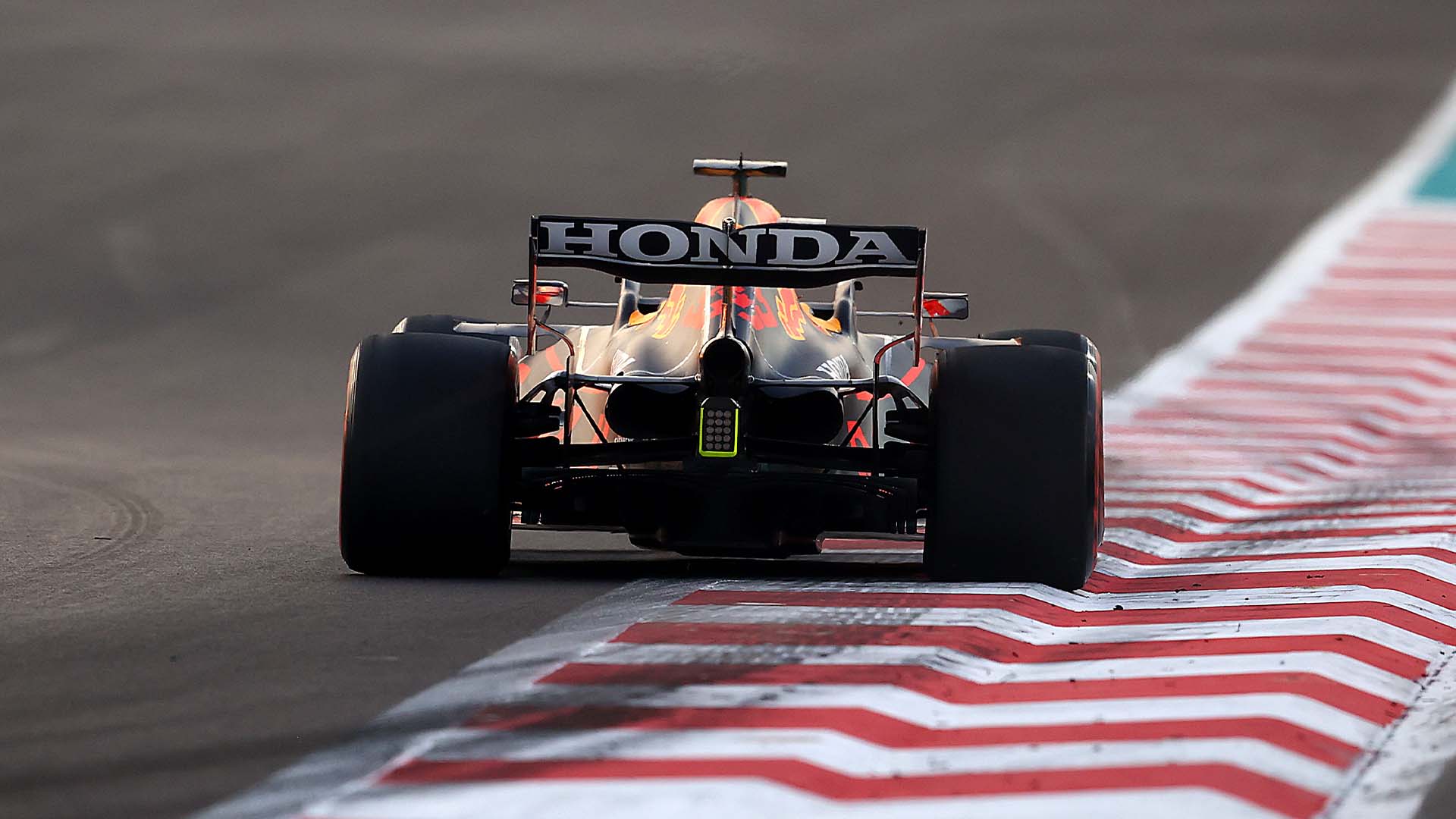 1920x1080 No, Honda Says It Hasn't Agreed to New Red Bull F1 Engine Deal Past 2022