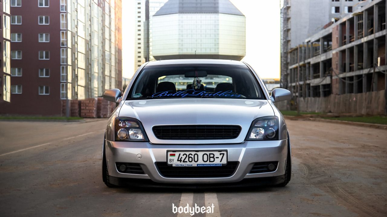 1280x720 Opel Vectra (C)
