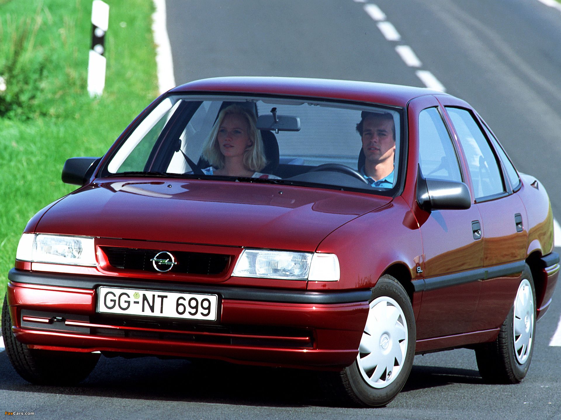 1920x1440 Opel Vectra Sedan (A) 1992–95 wallpaper (1920x1440)