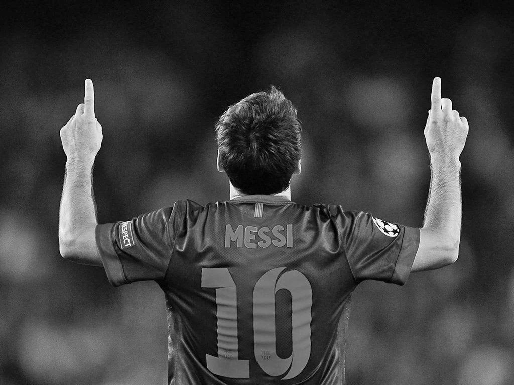 1024x768 Black And White Wallpaper Of Messi