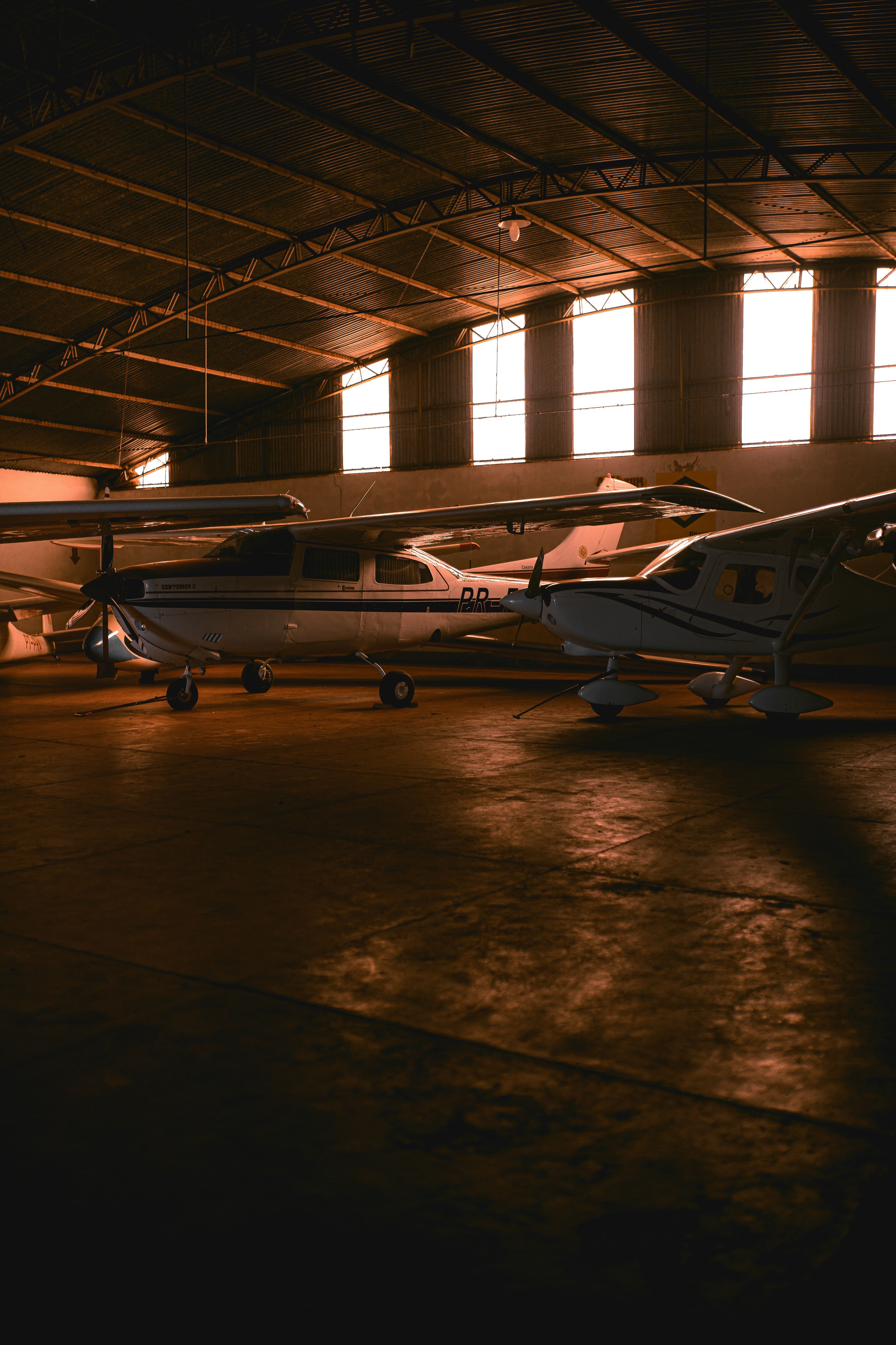 4000x6000 Hangar Photo, Download The BEST Free Hangar & HD Image