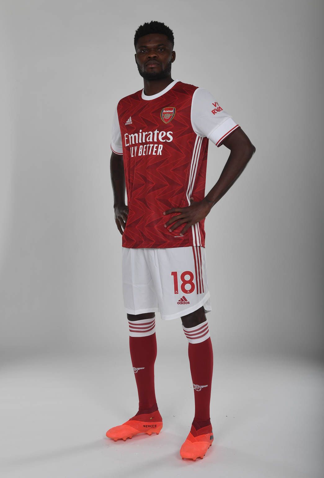 1045x1543 Download Thomas Partey Standing Proud Wallpaper