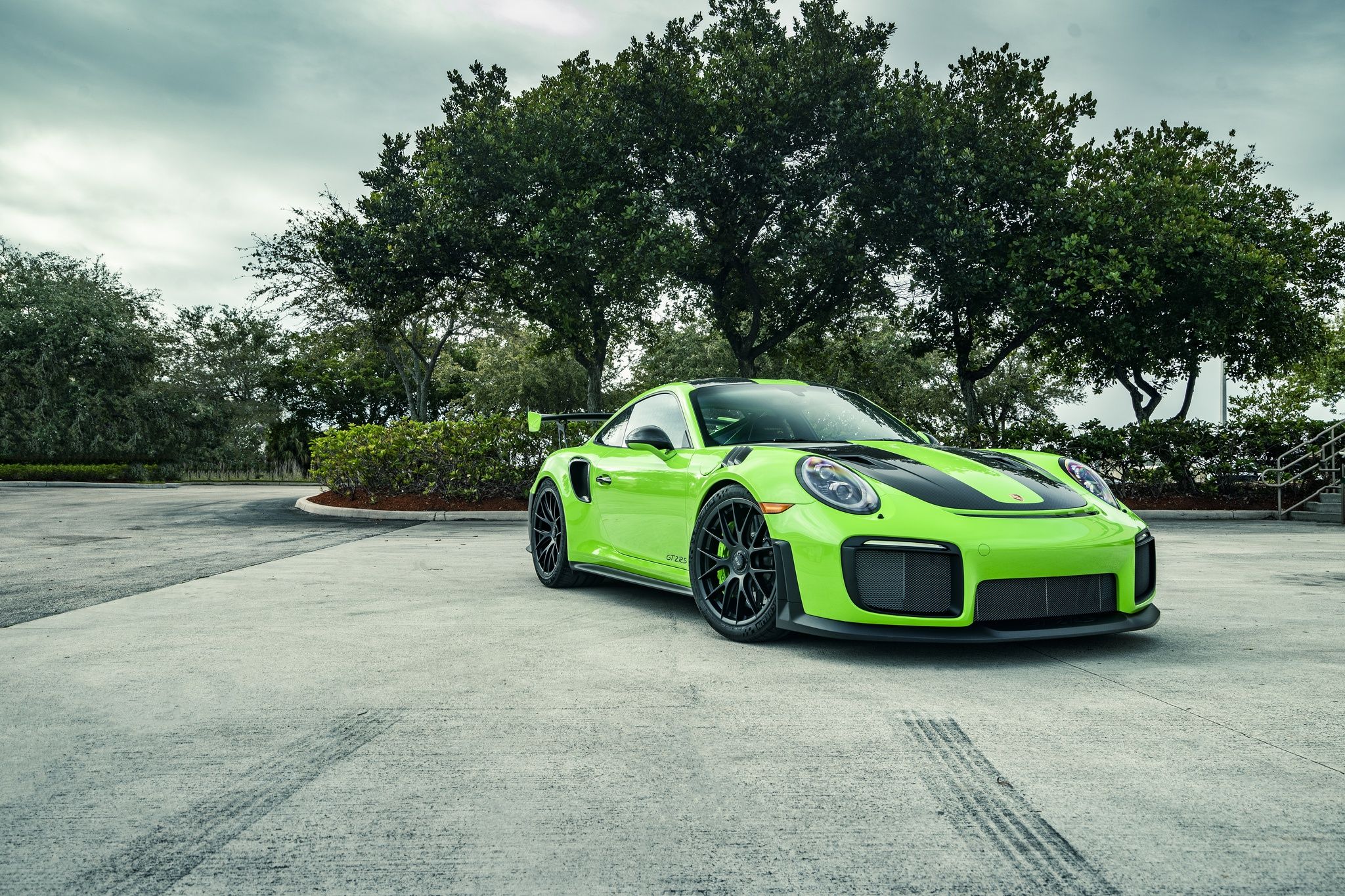 2048x1365 Porsche 911 GT2 RS HD Wallpaper