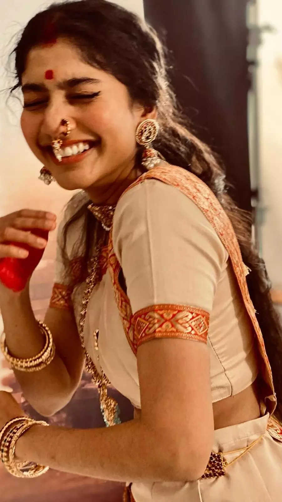 900x1600 Sai Pallavi Shyam Singha Roy Photo: 10 unseen stunning pics of Sai Pallavi from Shyam Singha Roy. Times of India