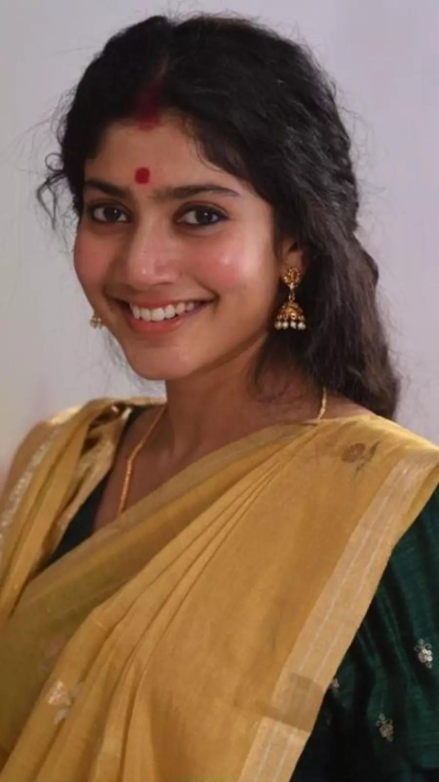 900x1600 Sai Pallavi Shyam Singha Roy Photo: 10 unseen stunning pics of Sai Pallavi from Shyam Singha Roy. Times of India