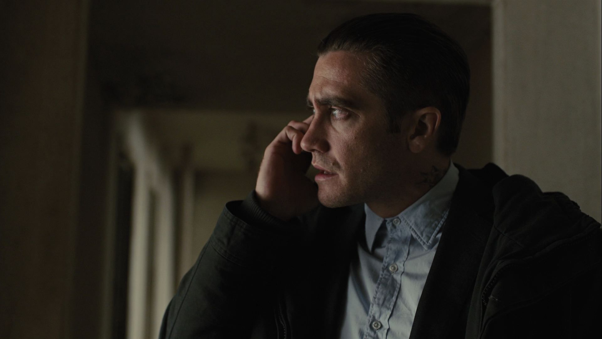 1920x1080 Jake Gyllenhaal as Detective Loki in Prisoners (2013). Jake gyllenhaal, Tommy lee jones, Jake