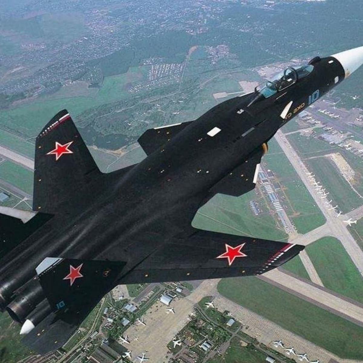 1200x1200 The Strange But Impressive Soviet SU 47 Berkut