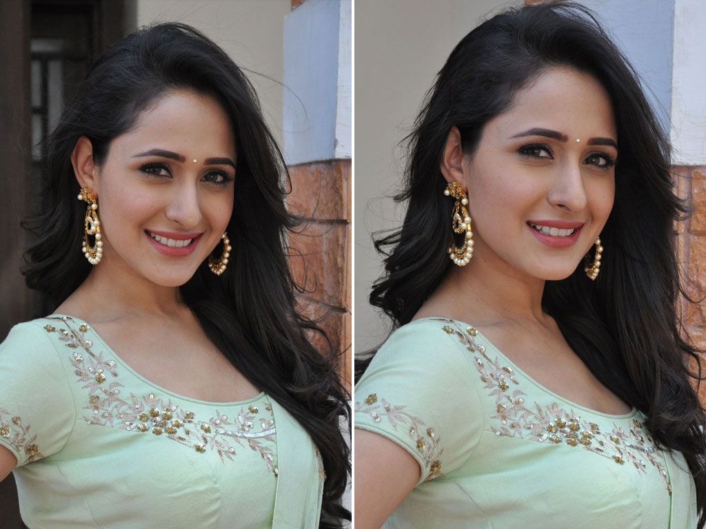 1024x768 Pragya Jaiswal Latest Photo Gallery