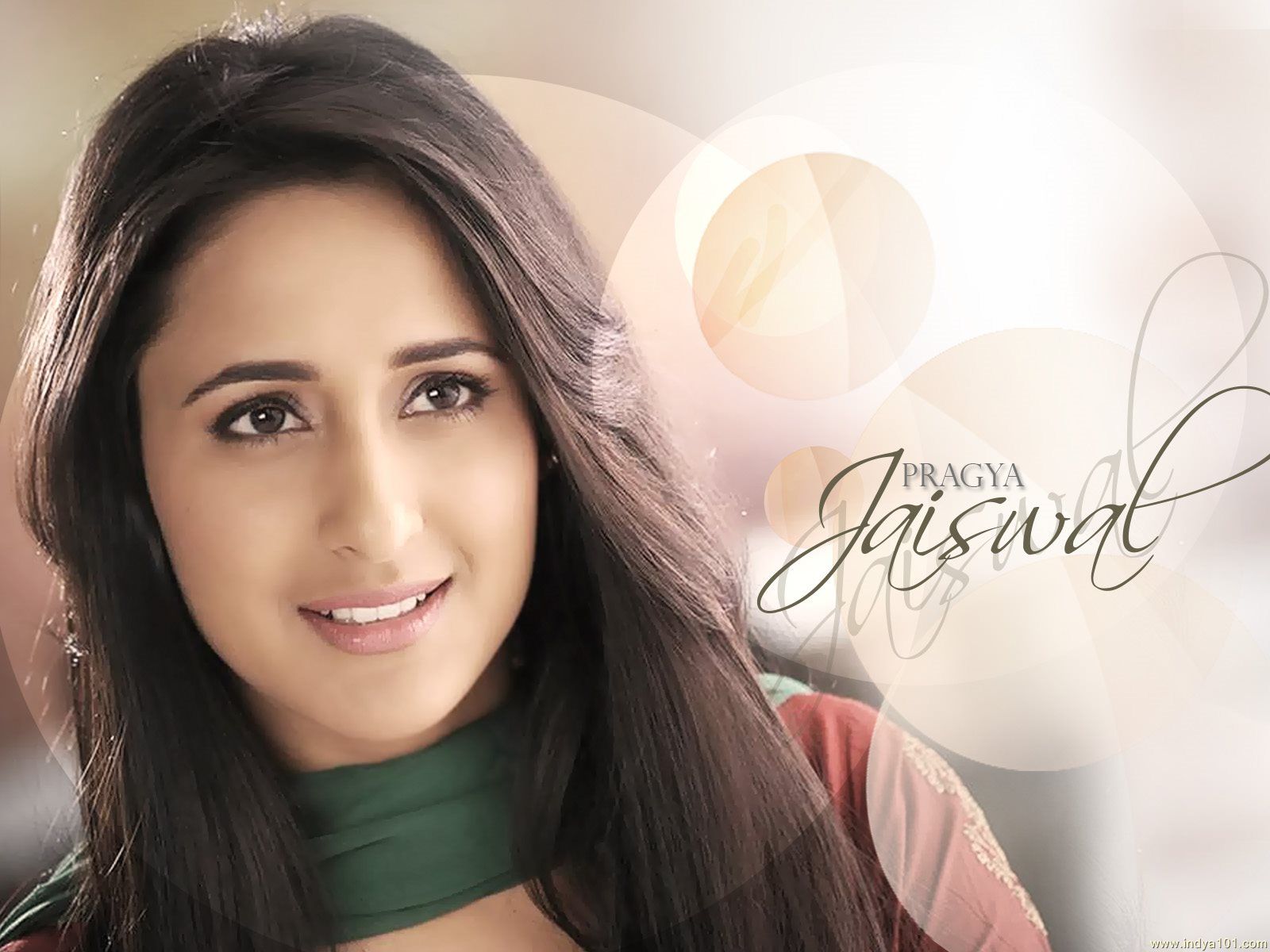 1600x1200 Pragya Jaiswal wallpaper - (1600x1200) :