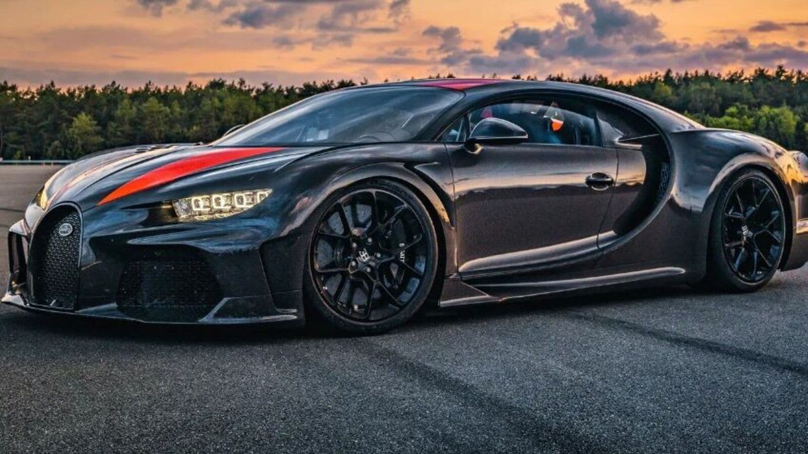 1600x900 Bugatti delivers final unit of Chiron Super Sport
