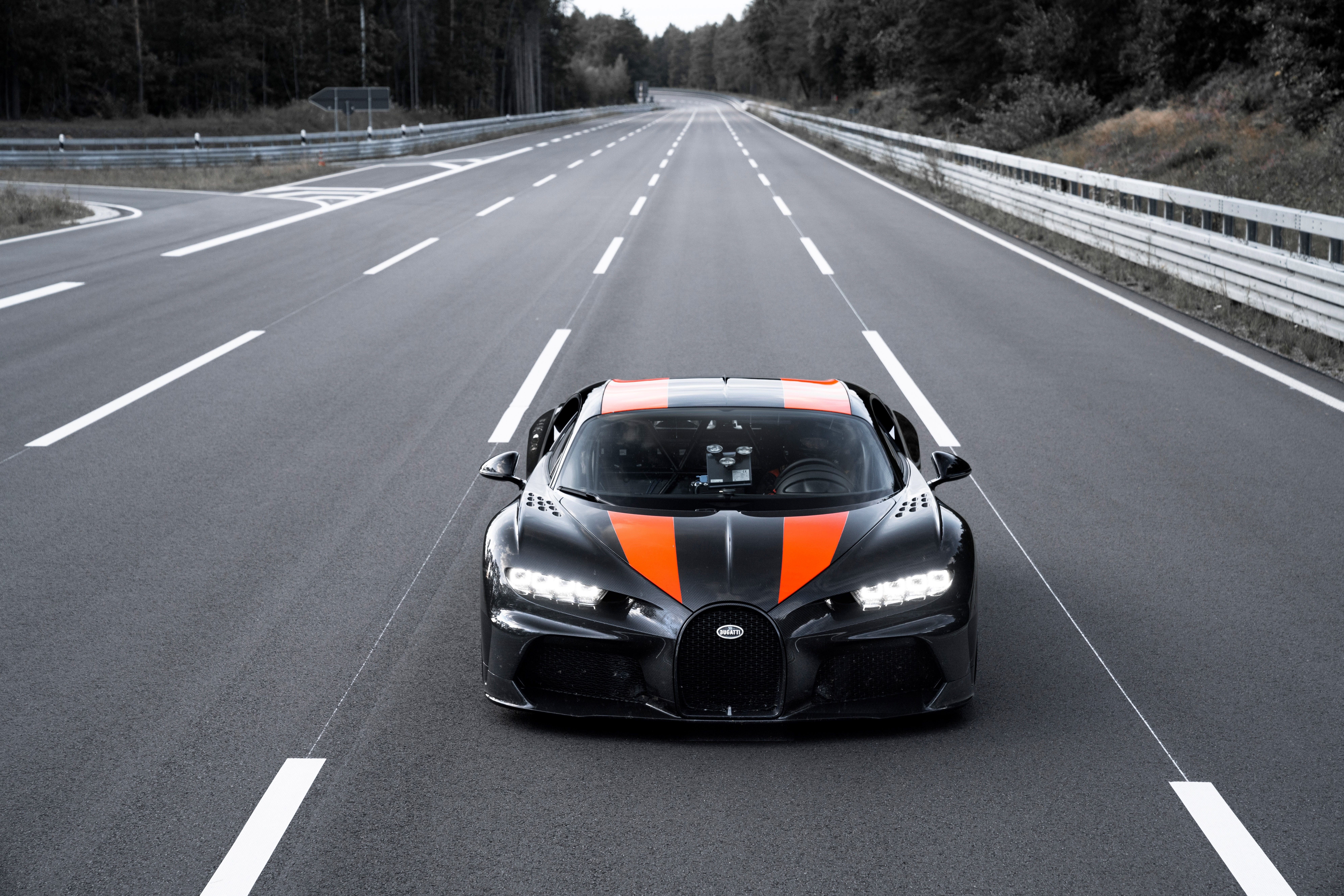7952x5304 4K, 5K, 6K, 7K, Chiron Super Sport Roads, BUGATTI, Front, Black Gallery HD Wallpaper
