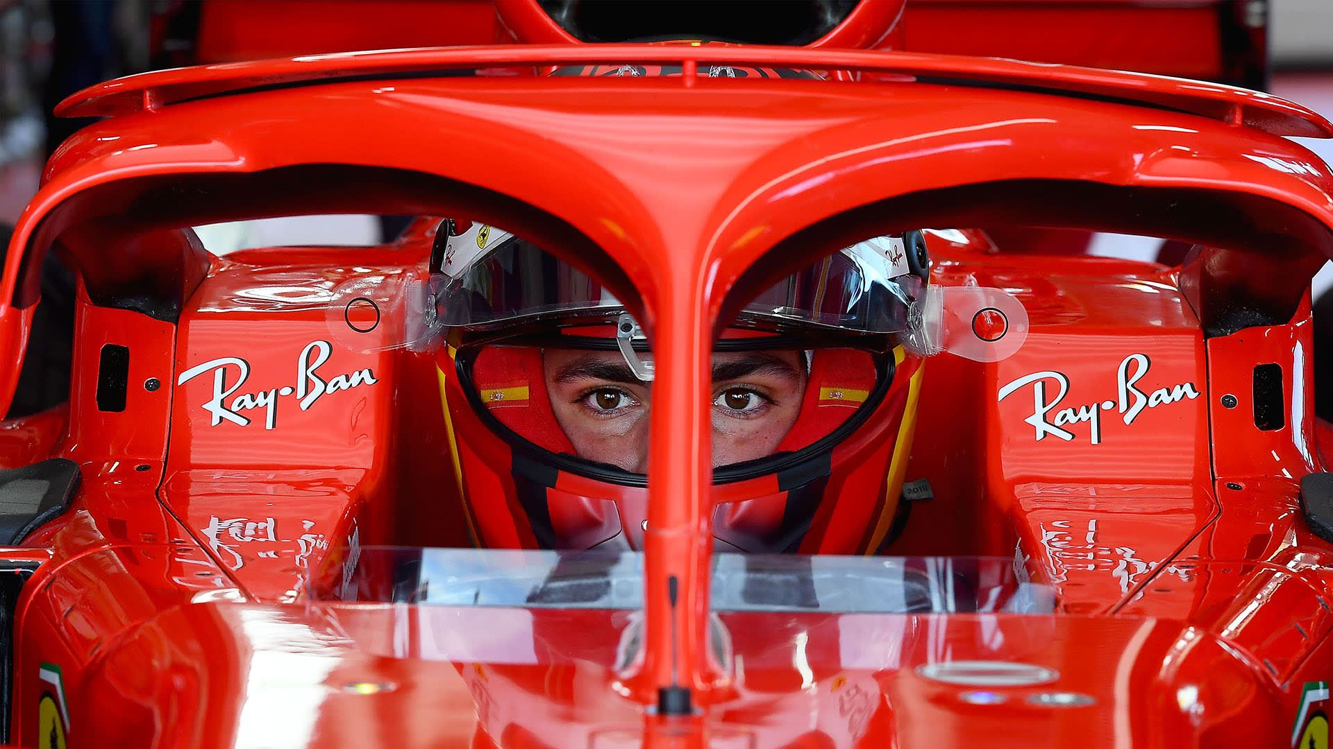 1920x1080 Sainz hails 'special moment' as he completes 'extensive' debut test with Ferrari. Formula 1®