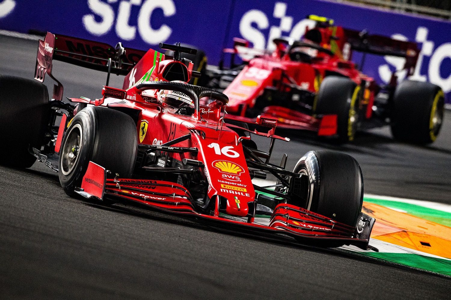 1500x999 Leclerc, Sainz reflect on their late Jeddah duel as Ferrari adds more points