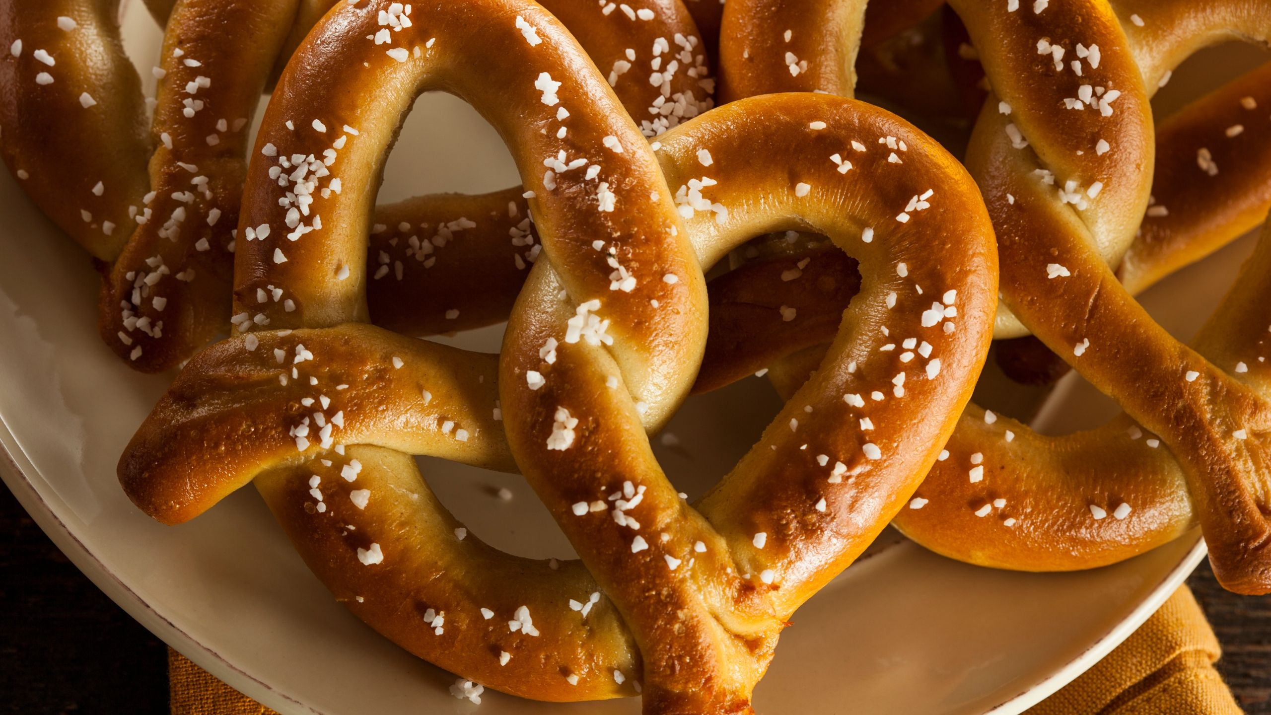 Pretzel wallpapers top free pretzel backgrounds wallpaperaccess