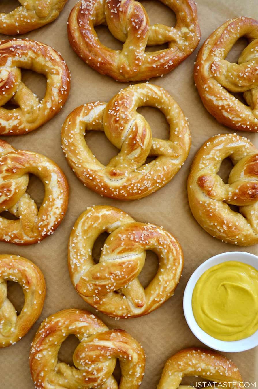 895x1350 Pretzel Picture