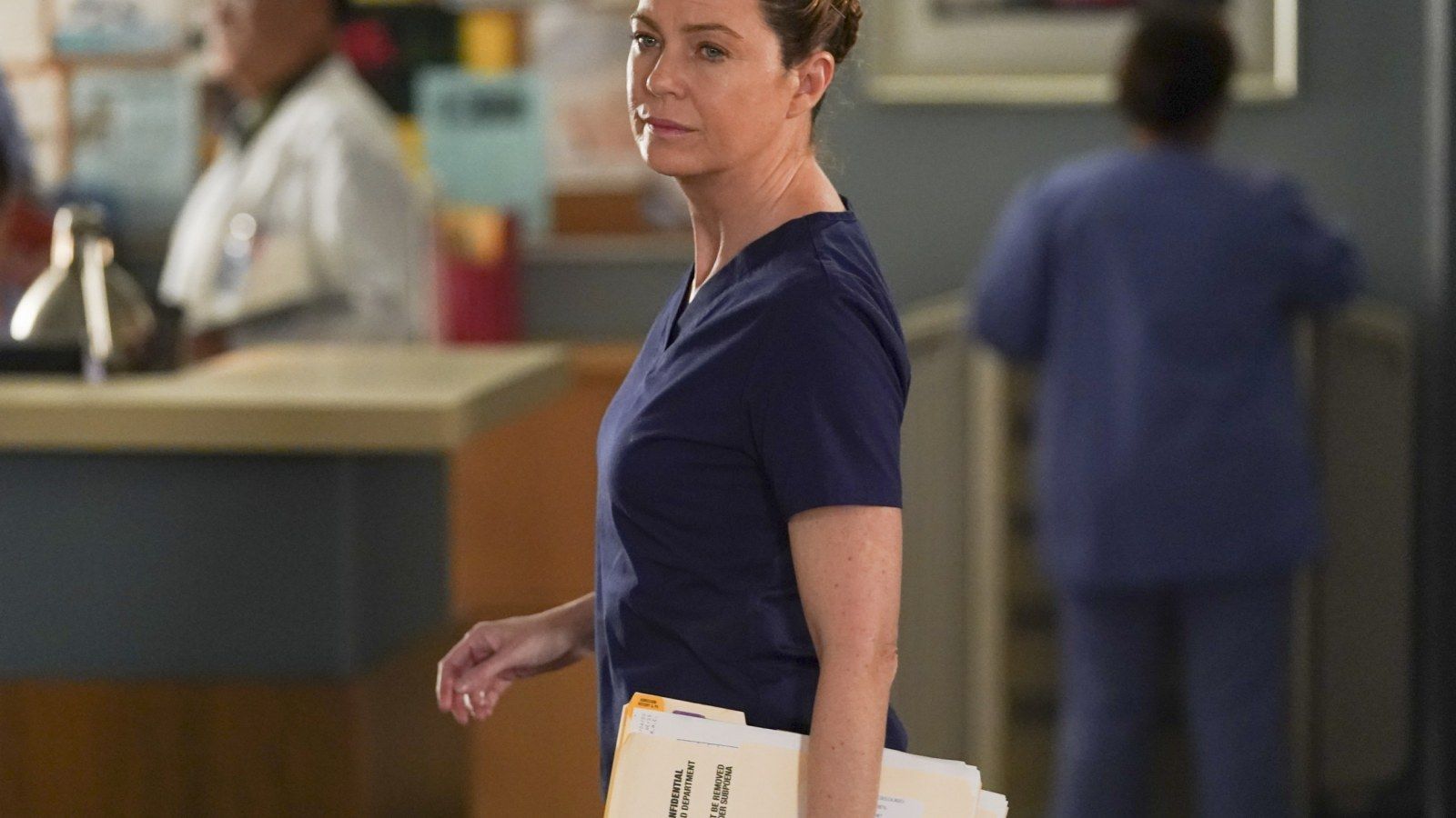 1600x900 Meredith's 'Pro Bono Day' Turns Into a Disaster in 'Grey's Anatomy' Season Episode 18 Sneak Peek