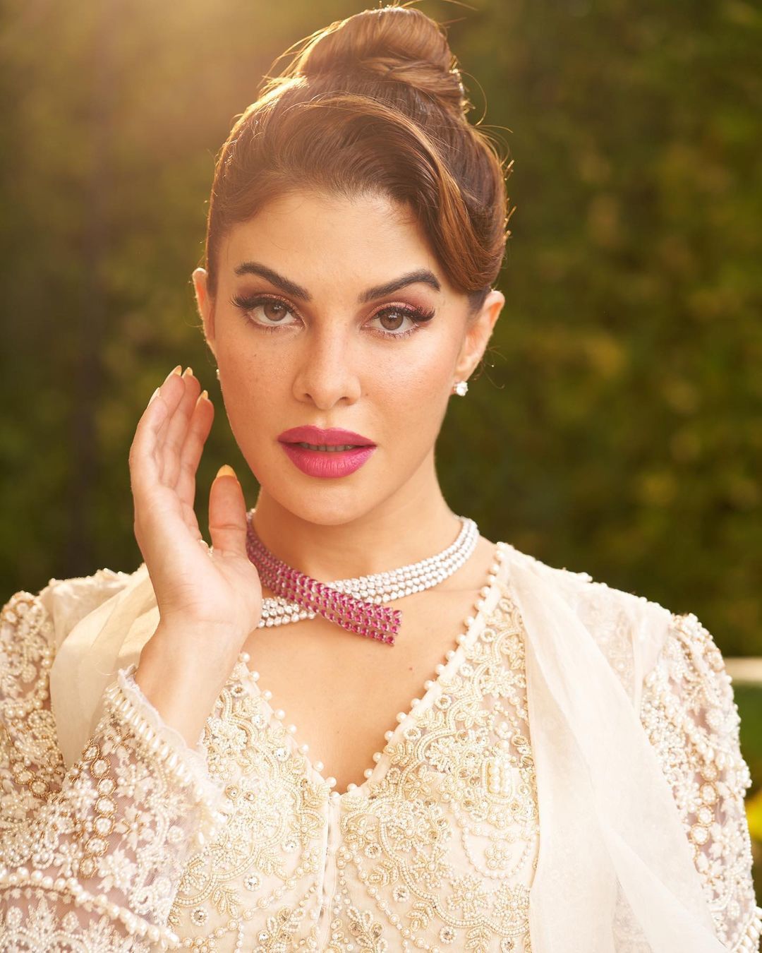 1080x1350 Jacqueline fernandez saree Phone Wallpaper