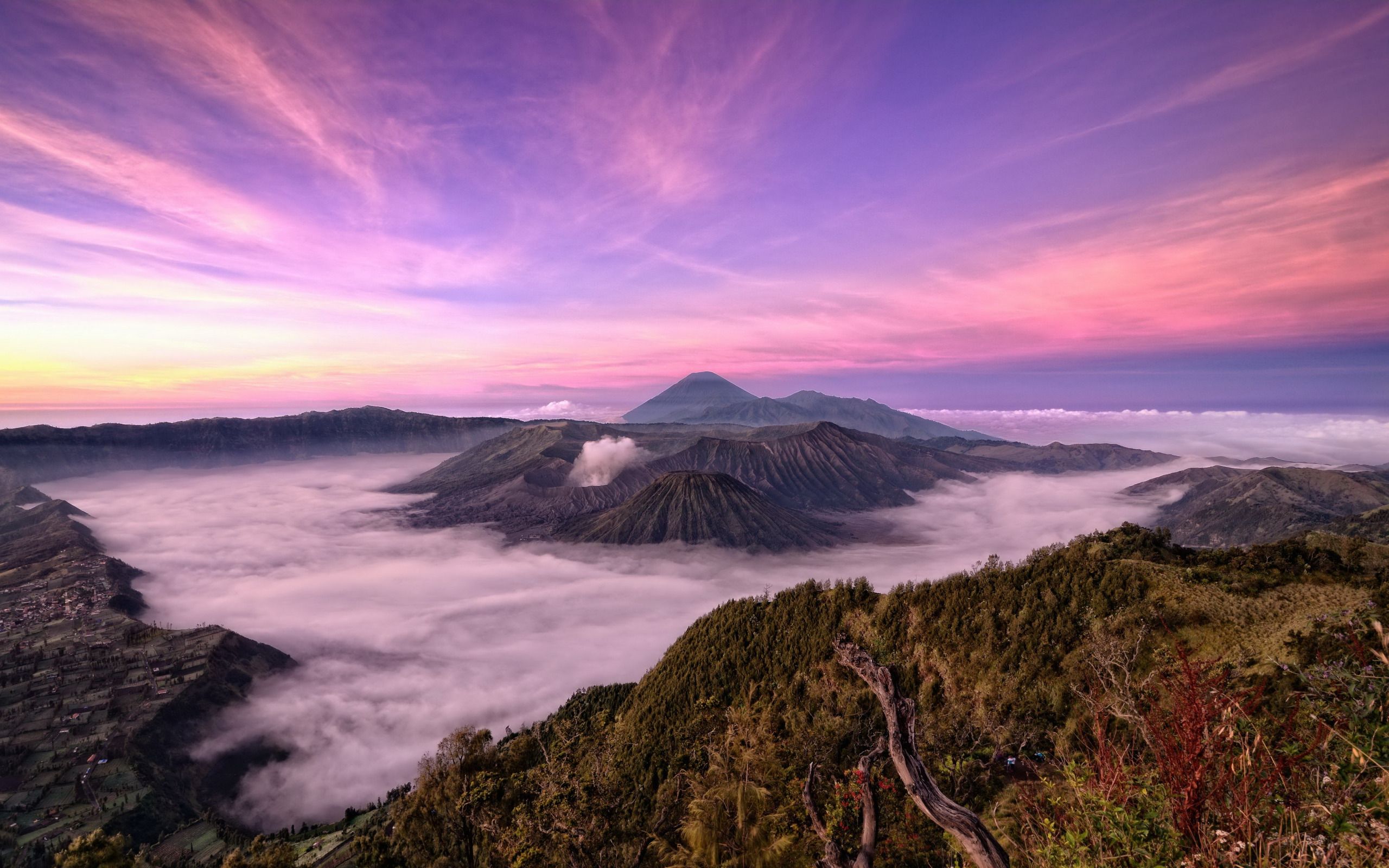 2560x1600 Download wallpaper the sky, landscape, mountains, nature, nature, Indonesia, Bromo Tengger Semeru National Park, section landscapes in resolution 2560x1600