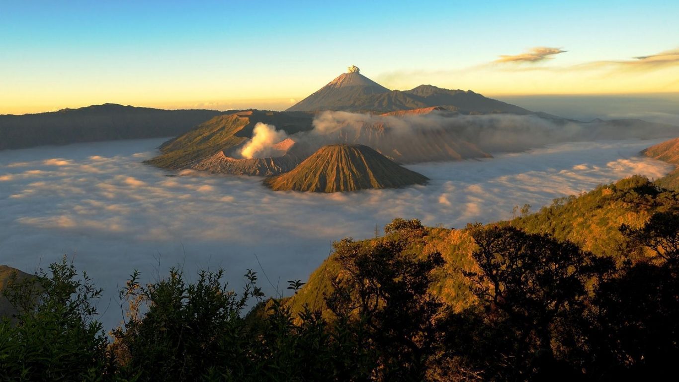 1366x768 Free download Nature Bromo Volcano At Sunrise Java Indonesia desktop [1366x768] for your Desktop, Mobile & Tablet. Explore Jawa Wallpaper. Jawa Perak Wallpaper