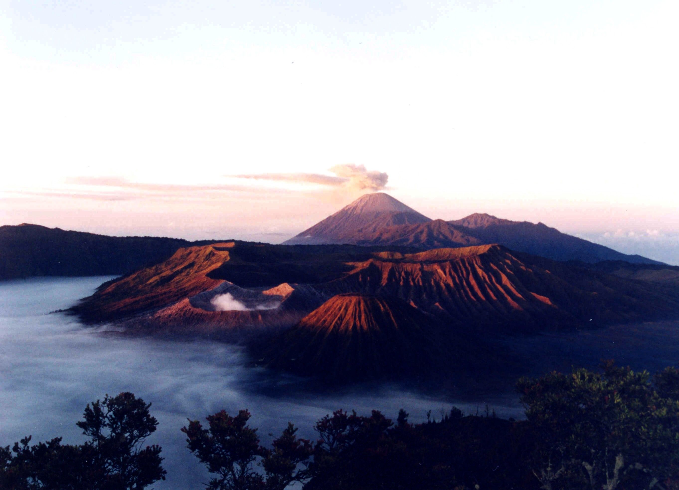 2724x1965 WARNING: MOUNT SEMERU right here! Mount Semeru Tips & Guide!