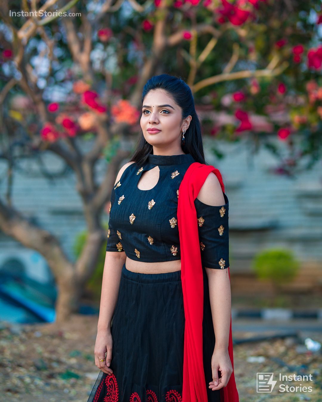 1080x1350 Sreemukhi Latest Hot HD Photo Wallpaper (1080p, 4k)