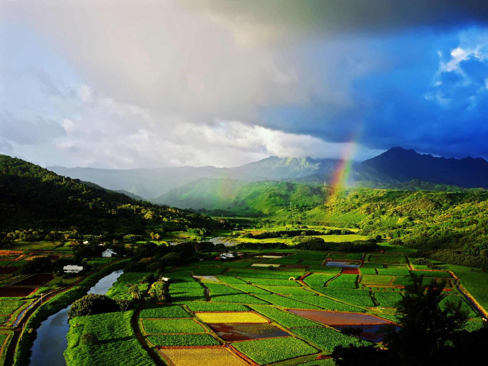 1600x1200 Hanalei Wallpaper
