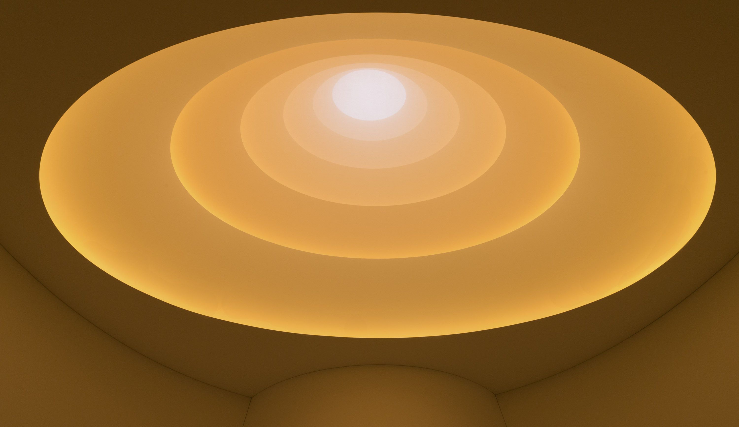 3000x1737 