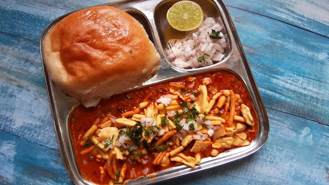 1280x720 Misal Pav Recipe. Mumbai Street Food