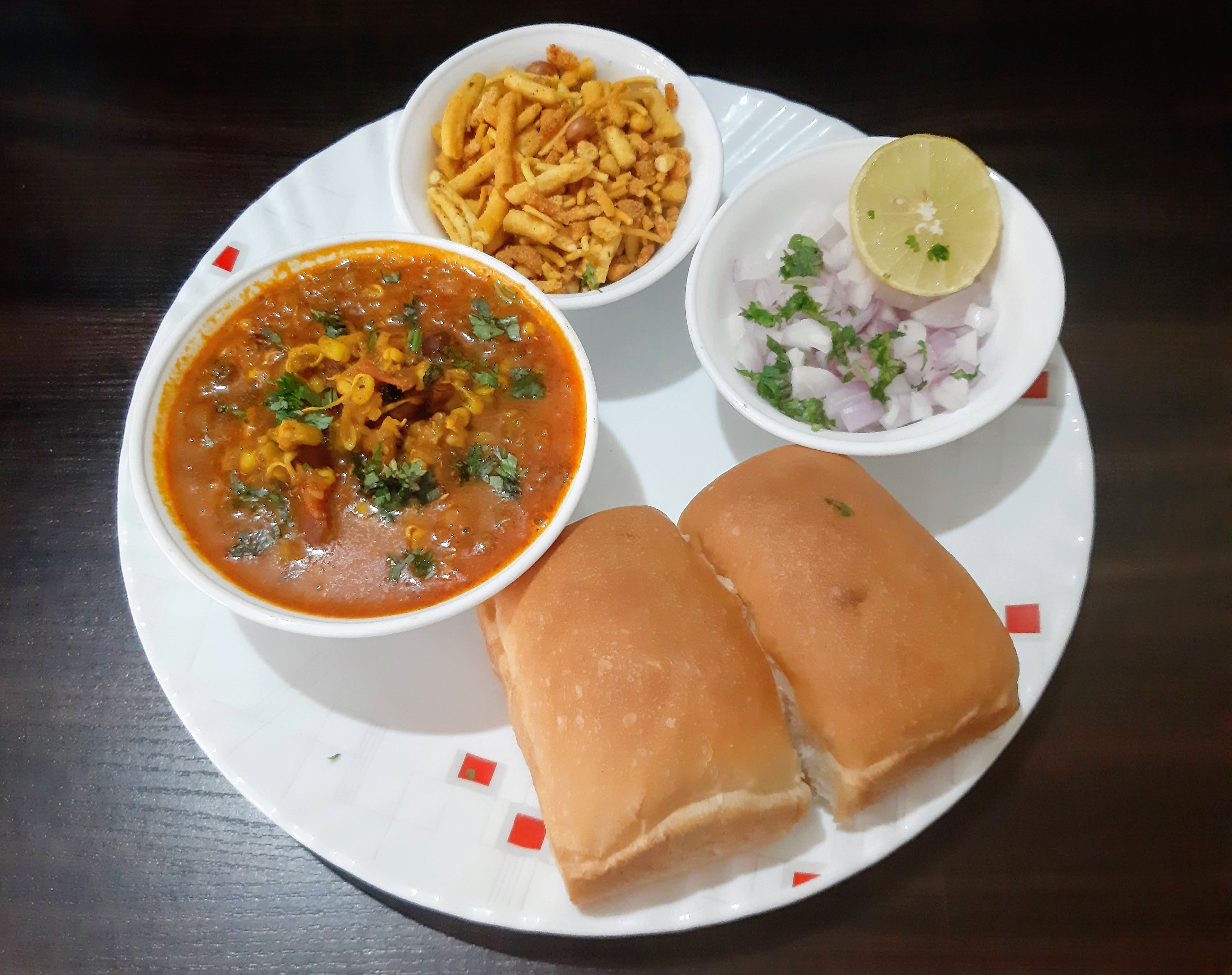 4379x3464 Misal Pav Recipe Maharashtrian Misal Pav Streetfood