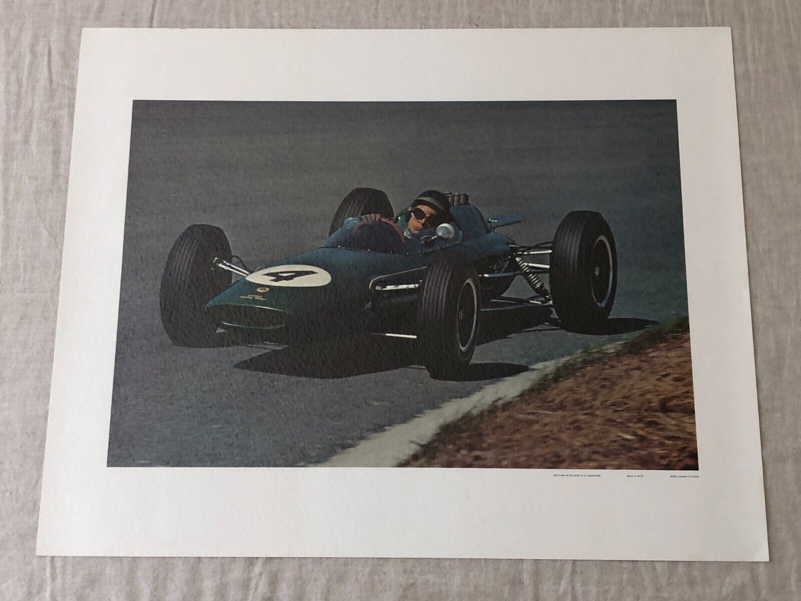 1600x1200 Vintage Original Car Photo. F1 Jim Clark in Lotus 25 Henry Manney III