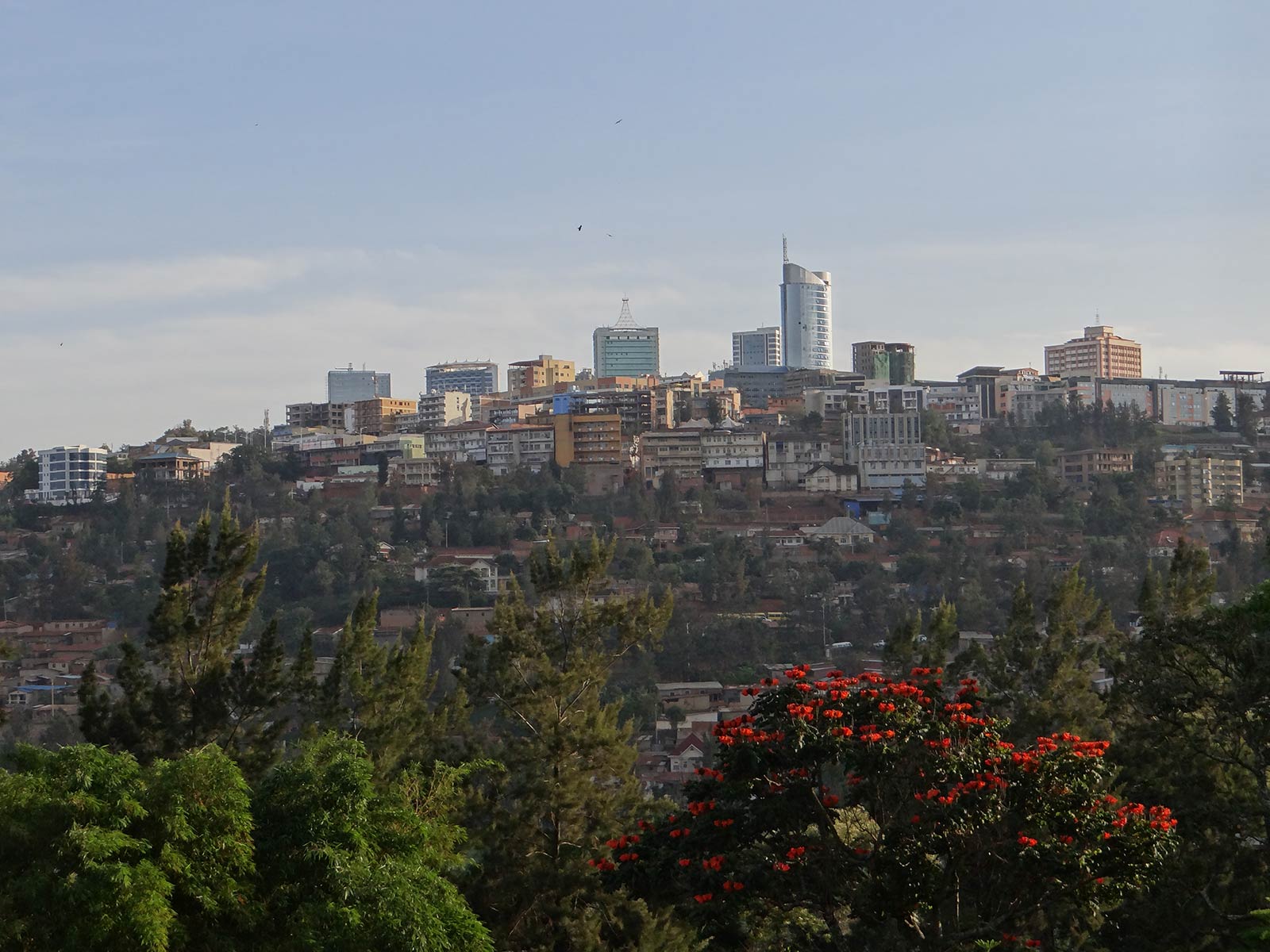 1600x1200 Kigali. Hide & Seek Luxury Travel