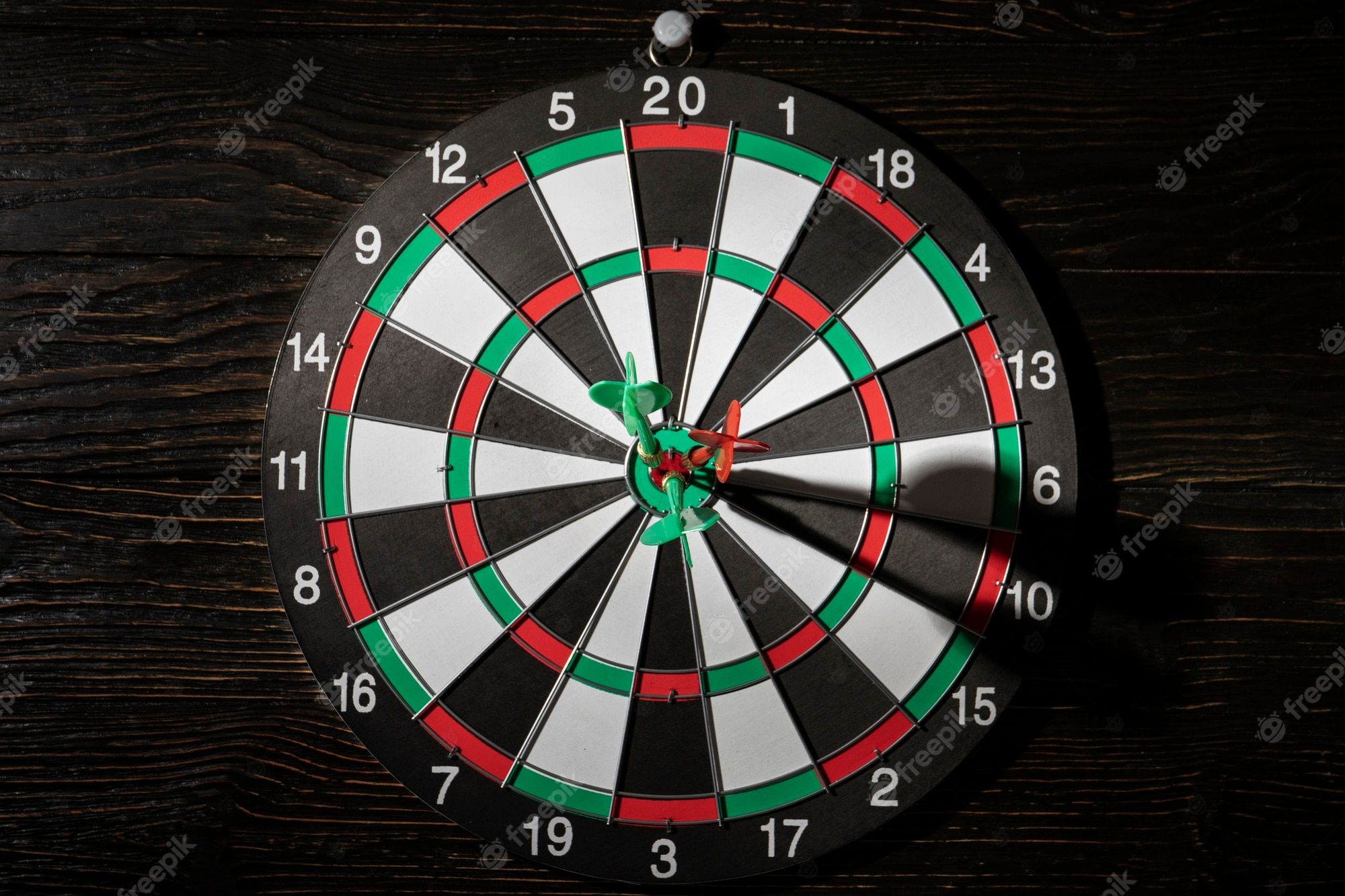 2000x1333 Dart Board Picture