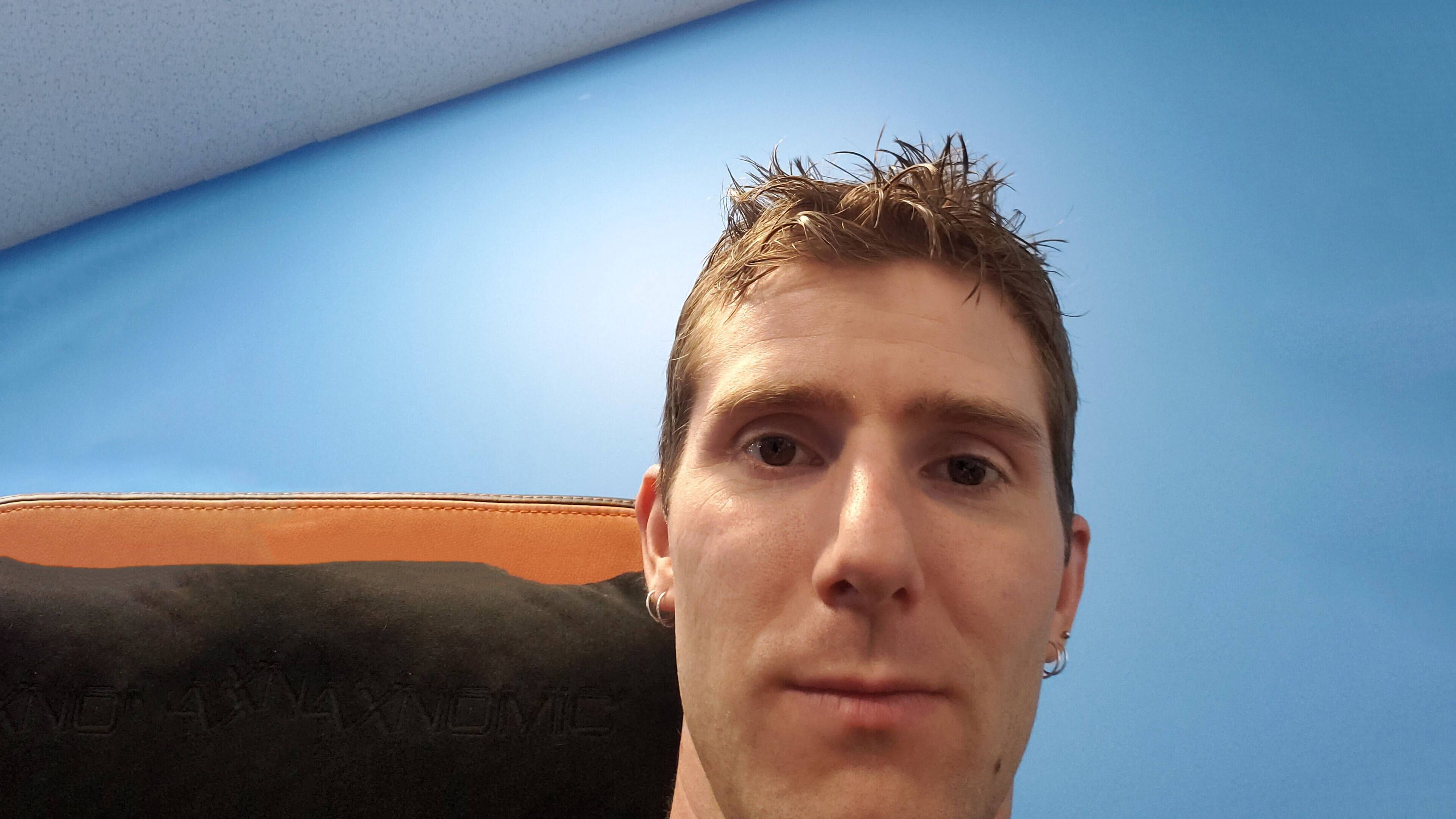 3840x2160 linus wallpaper Topic Tech Tips