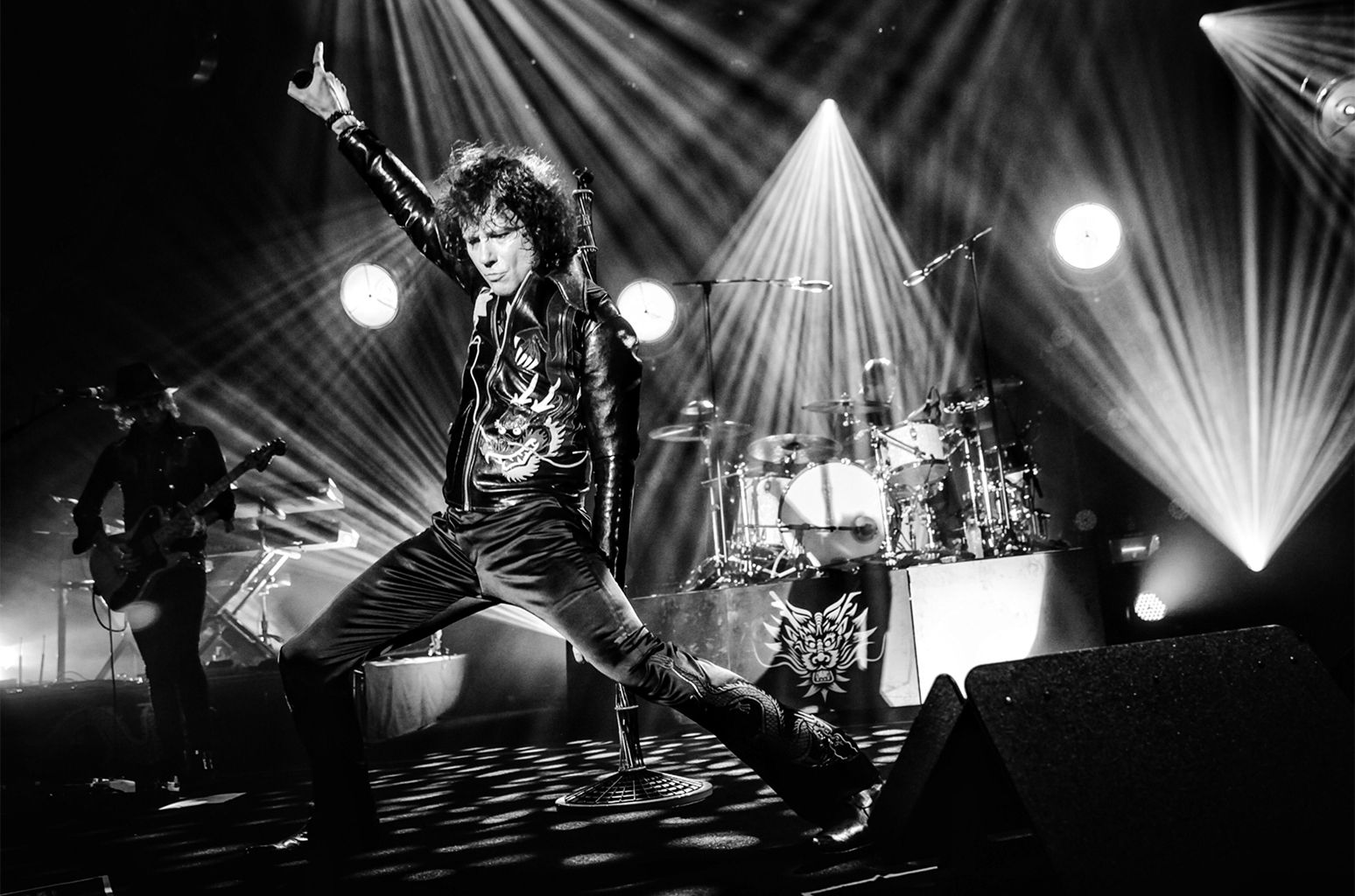 1548x1024 Enrique Bunbury Takes His Fans on a Trip Down Memory Lane During L.A. Concert