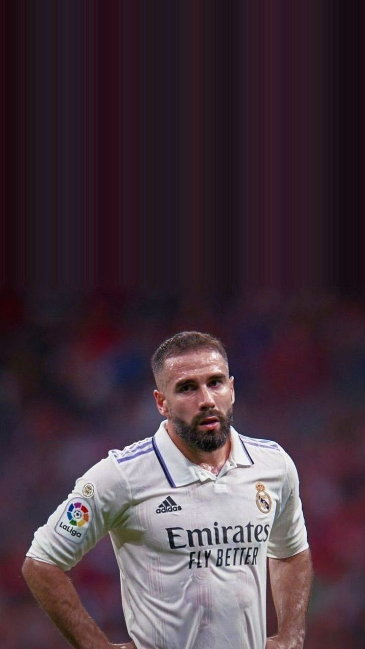 720x1280 Wallpaper └
