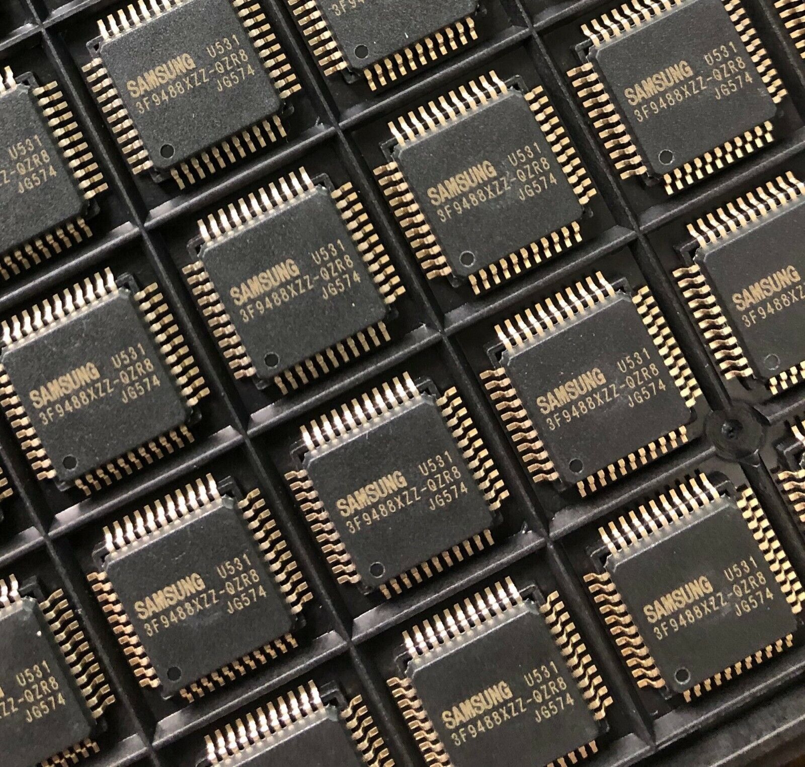 1600x1524 SAMSUNG S3F9488XZZ QZR8 8 Bit CMOS Microcontroller **NEW** Qty.1