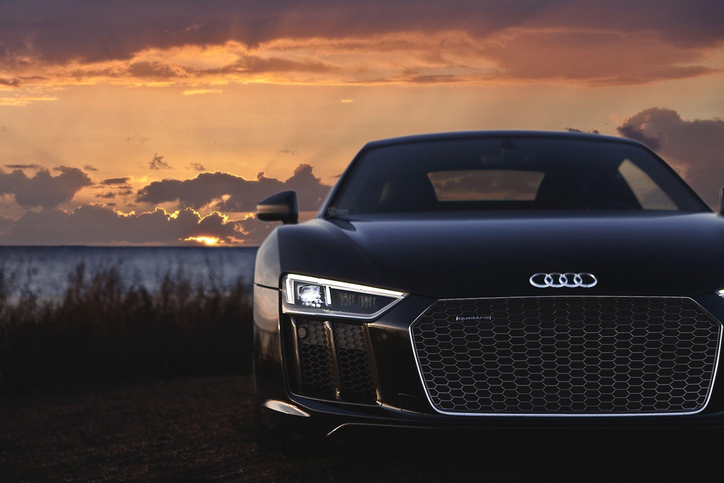 2338x1559 Audi R8 Wallpaper